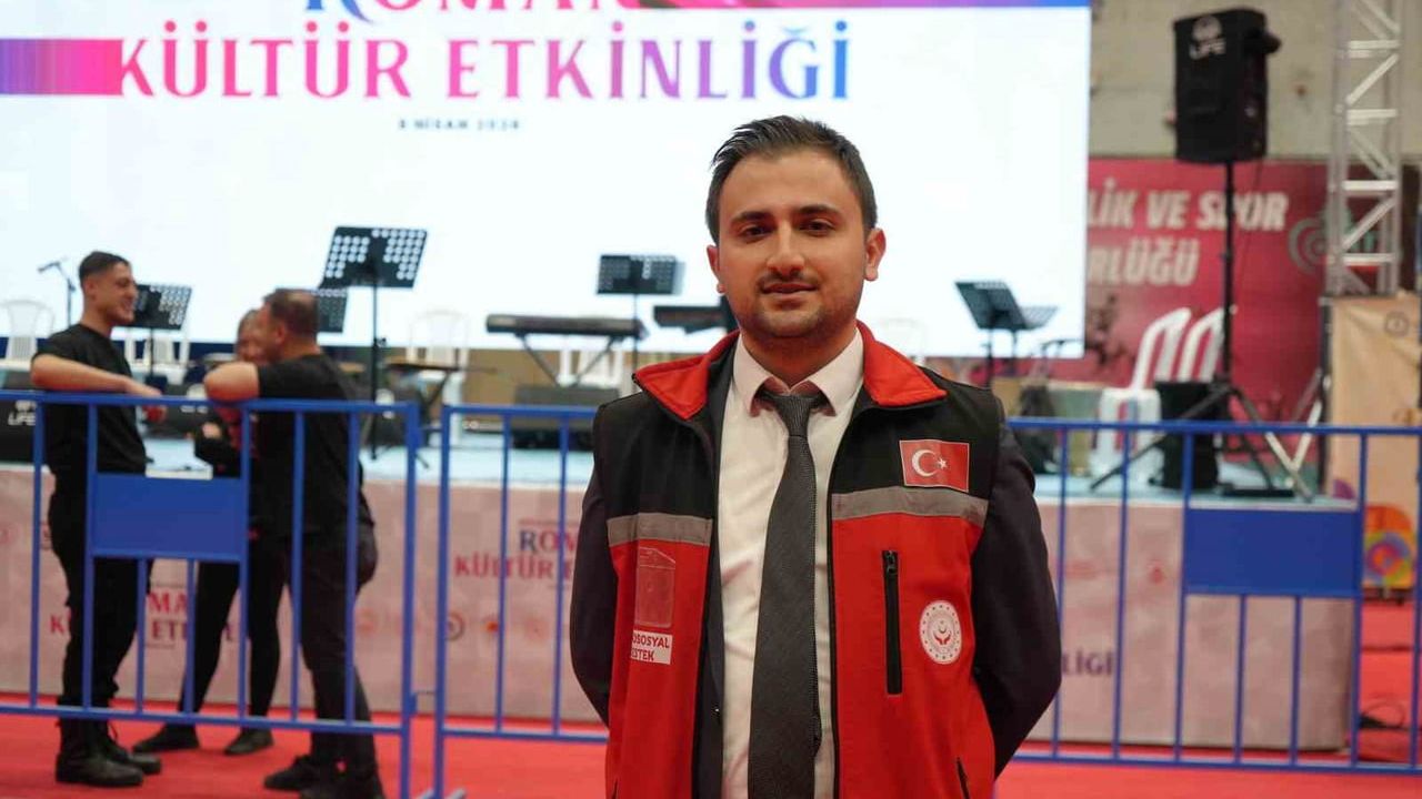 Samsun'da Dünya Romanlar Günü etkinliği: Halk konseri ve dans gösterileri ilgi çekti