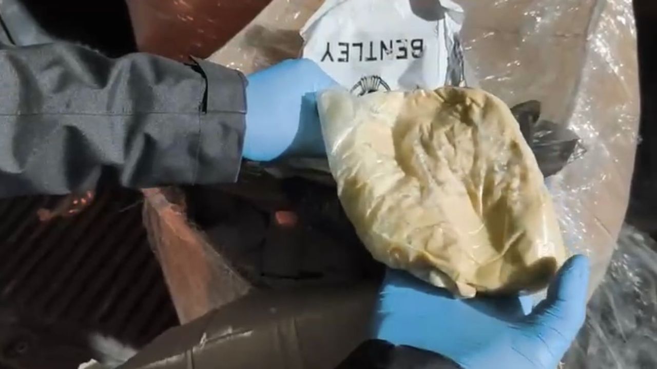 Samsun'da Narkotik Operasyonu: 165 Bin Hap, 42 Kg Bonzai ve 423 Gram Fubinaca Ele Geçirildi