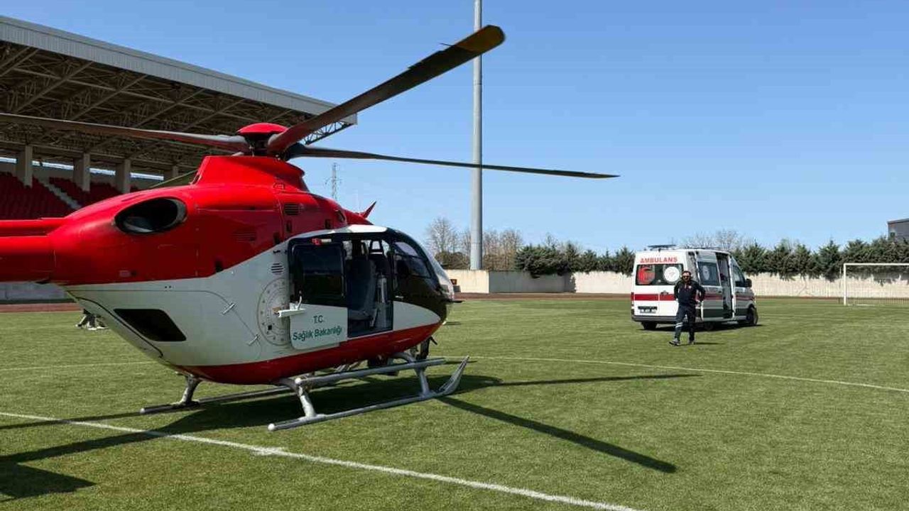Samsun'da solunum sıkıntısı yaşayan yenidoğan ambulans helikopteriyle Bafra'ya sevk edildi