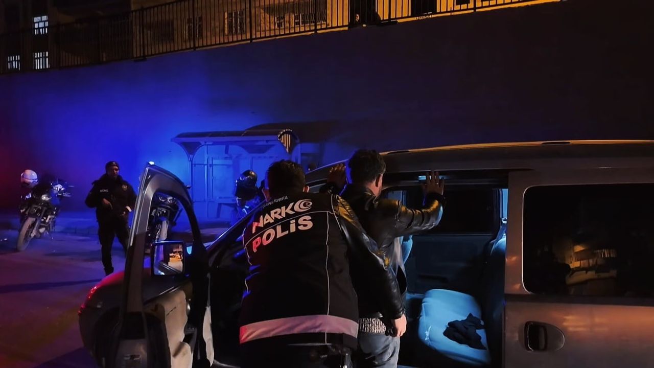 Şanlıurfa’da Asayiş Uygulaması: Silah ve Uyuşturucu Maddeler Ele Geçirildi