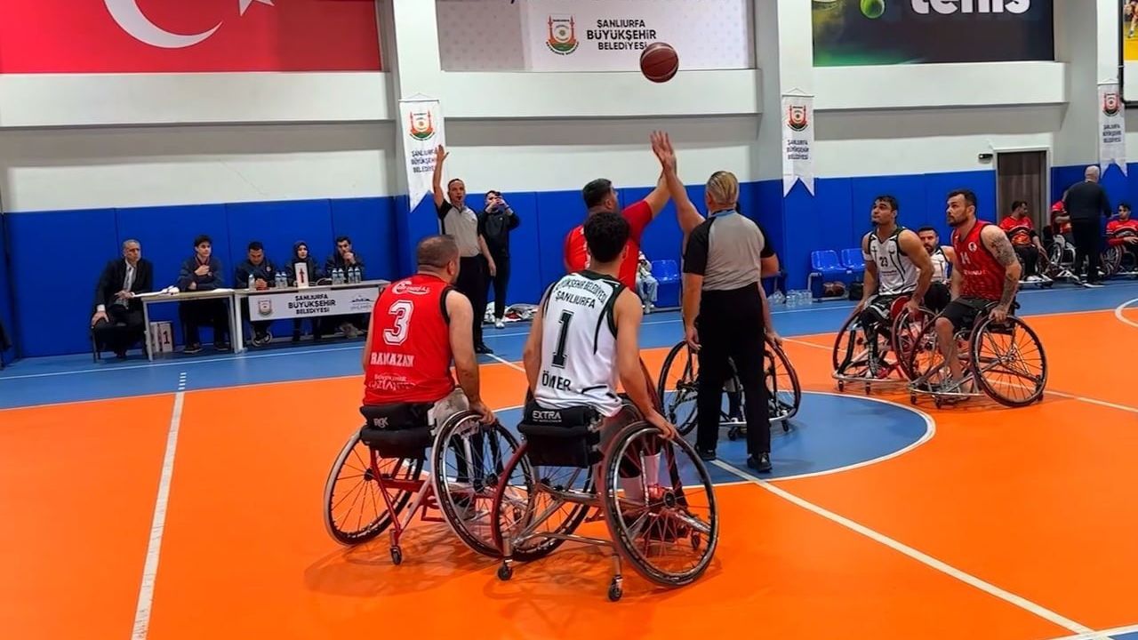 Şanlıurfa, Güneydoğu Derbisinde Gazişehir Gaziantep'i 67-51 Yendi