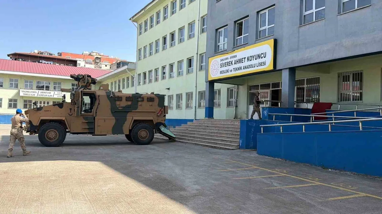 Şanlıurfa Siverek'te lisede silahlı saldırı: 13 öğrenci yaralandı