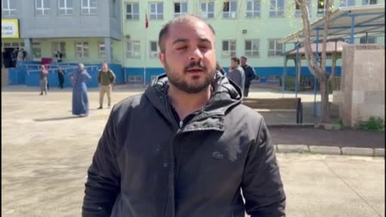 Şanlıurfa Siverek'te lisede silahlı saldırı iddiası: Görgü tanığı 'Öne gelene ateş etti'