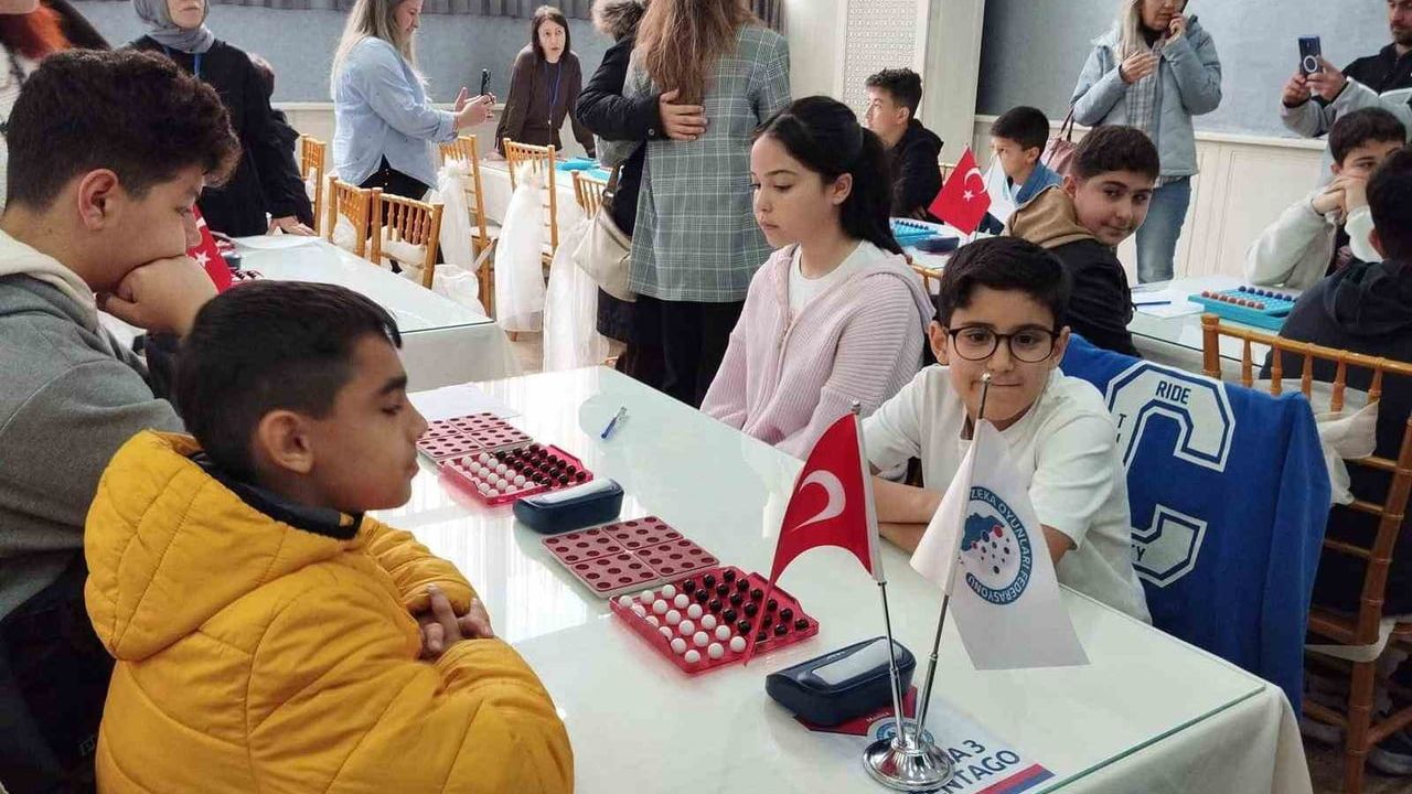 Sarıgöl'ün temsilcisi Fatih İnce, Manisa Akıl ve Zeka Oyunları'nda il üçüncüsü