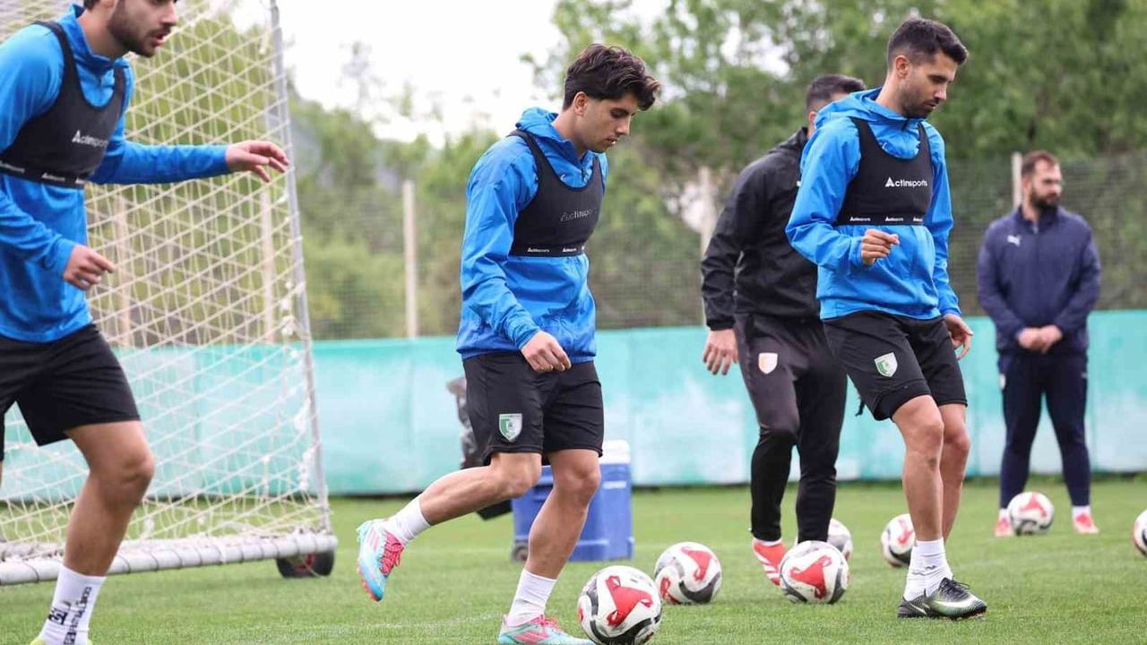 Sefer Yılmaz: "İnşallah ligin sonu Süper Lig olacak" — Bodrum FK, Çorum FK maçı öncesi hazırlıklarını sürdürüyor
