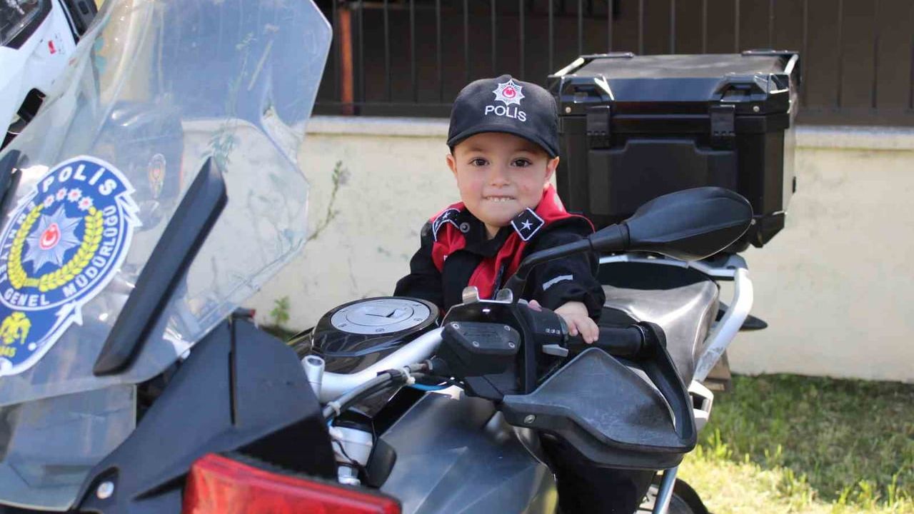 Şehit Polis Demet Sezen Anaokulu Minikleri, Türk Polis Teşkilatı'nın 181. Kuruluş Yıldönümünü Kutladı