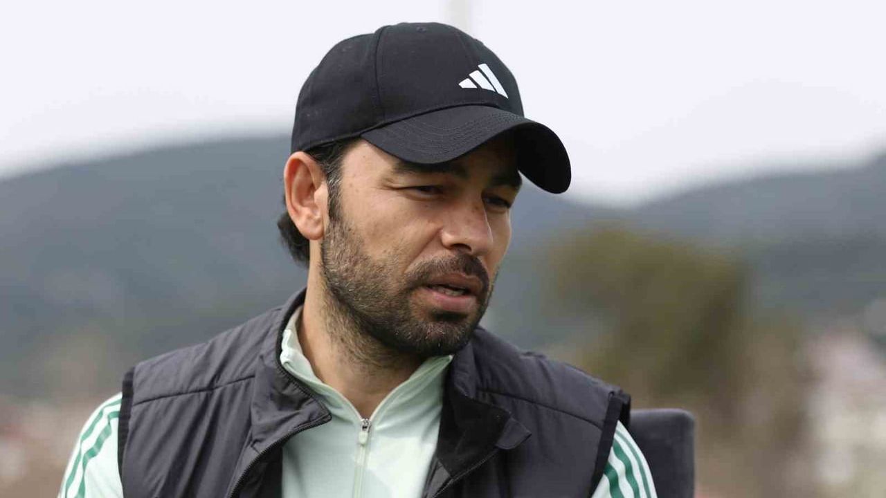 Selçuk İnan, Konyaspor maçındaki kırmızı kart ve yedek kulübesi tepkisini anlattı