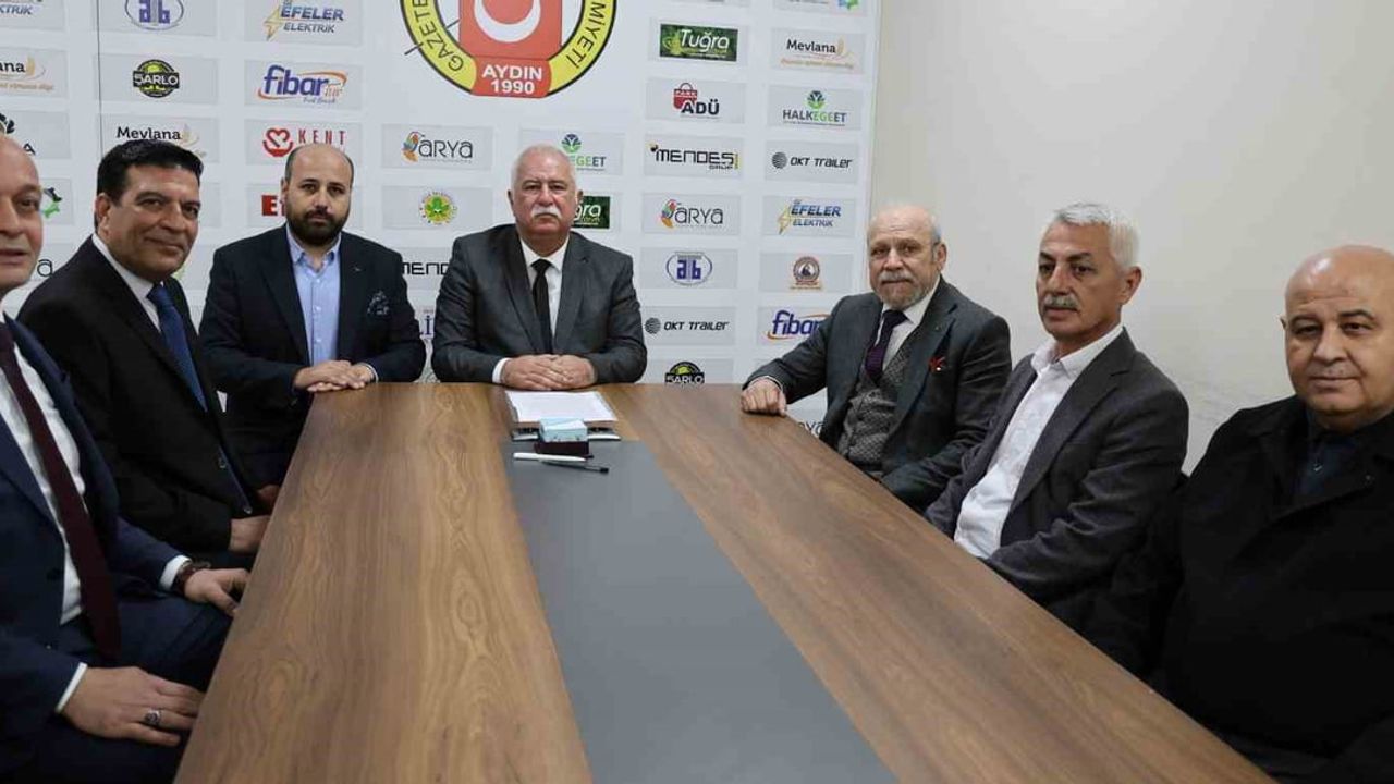 Semih Özmeriç AYESOB Başkanlığı'na aday: Esnaf ve sanatkara faydalı olmak için yola çıktık