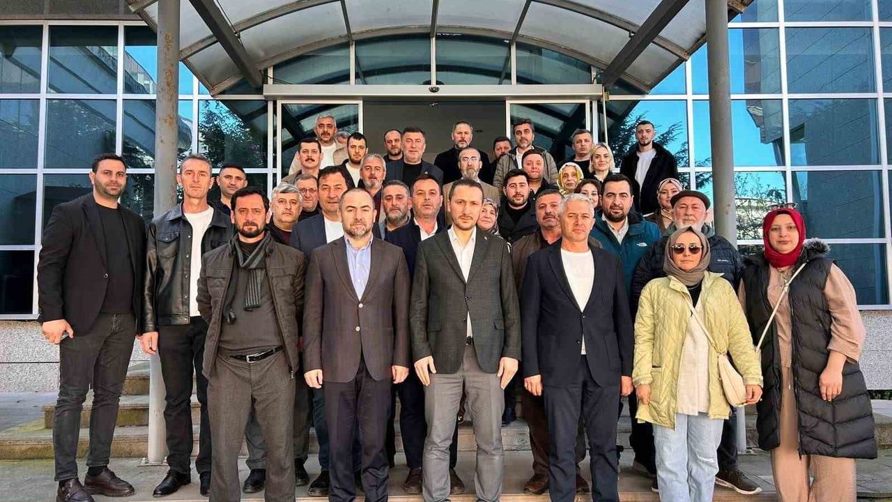 Şengüloğlu: Albayrak'ın özrü siyasi nezaket açısından önemli bir adım