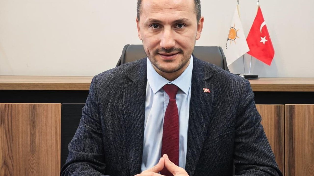 Şengüloğlu'dan Albayrak'a çağrı: 'Akçakoca halkı ve meclis üyelerinden özür dileyin'