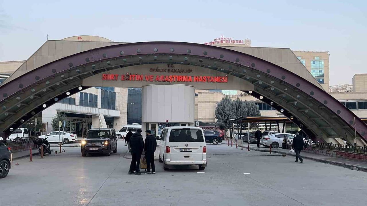 Siirt’te ağaç budarken kolunu kesen 70 yaşındaki Mehmet Sıdık Mantan hayatını kaybetti