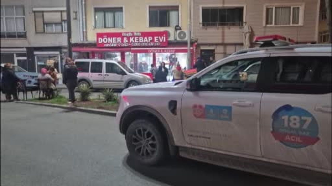 Silivri'de 4 katlı apartmanda metan gazı patlaması: Bina tedbir amaçlı tahliye edildi