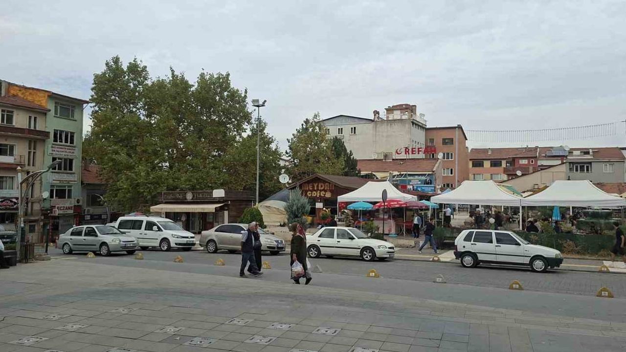 Simav'da 4.8 büyüklüğündeki depremin ardından 16 saatte 127'den fazla artçı kaydedildi