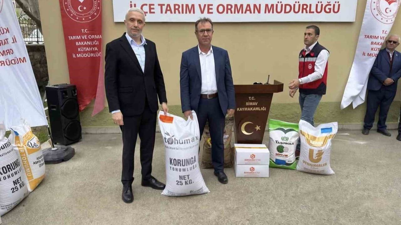 Simav'da çiftçilere yüzde 75 hibe ile tohum desteği TAKE Projesi kapsamında dağıtıldı