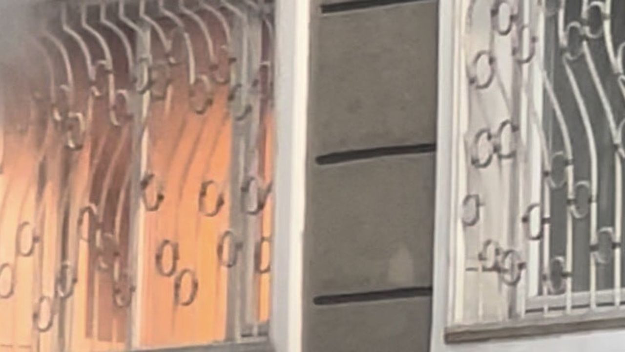 Şişli'de 6 katlı otelde mutfak yangını: 6 kişi itfaiye tarafından kurtarıldı