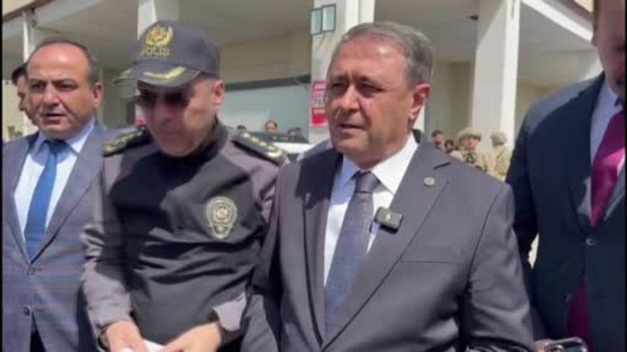 Siverek'te lisede silahlı saldırı: Vali Şıldak 16 yaralı, saldırgan intihar etti