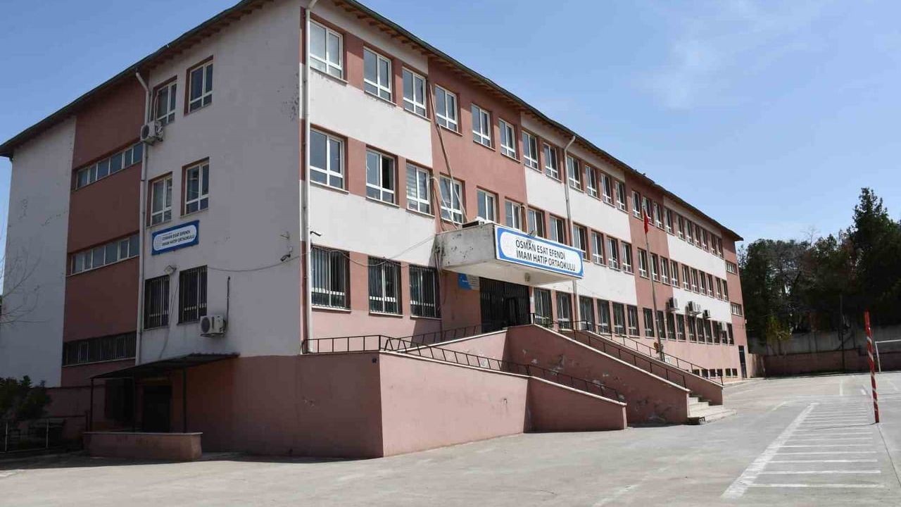 Siverek'te saldırı sonrası okullarda derin sessizlik hakim