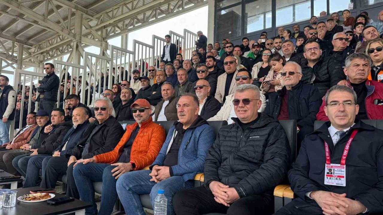 Söke 1970 SK ile Tire 2021 FK 0-0 berabere kaldı — Yenilenen Söke İlçe Stadı'nda penaltı kaçtı