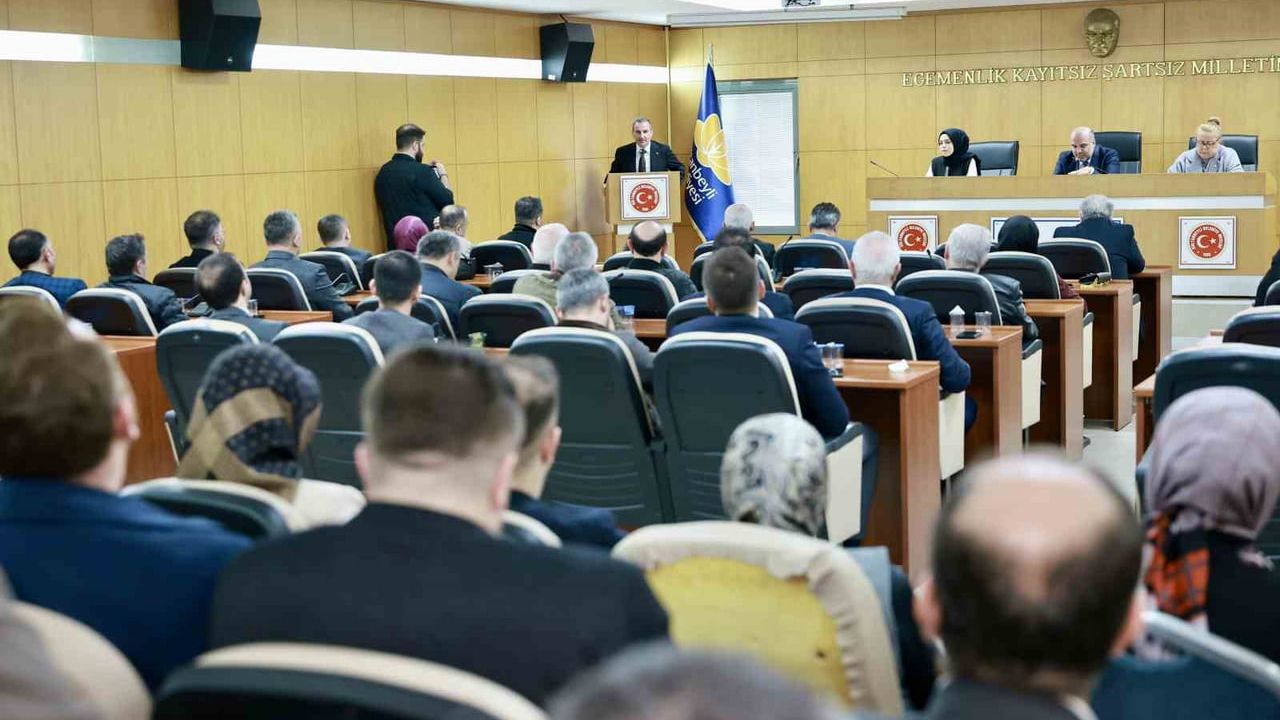 Sultanbeyli 2025 Faaliyet Raporu Mecliste Kabul Edildi: Tombaş, "Ek bütçe yapmadan yılı tamamladık"