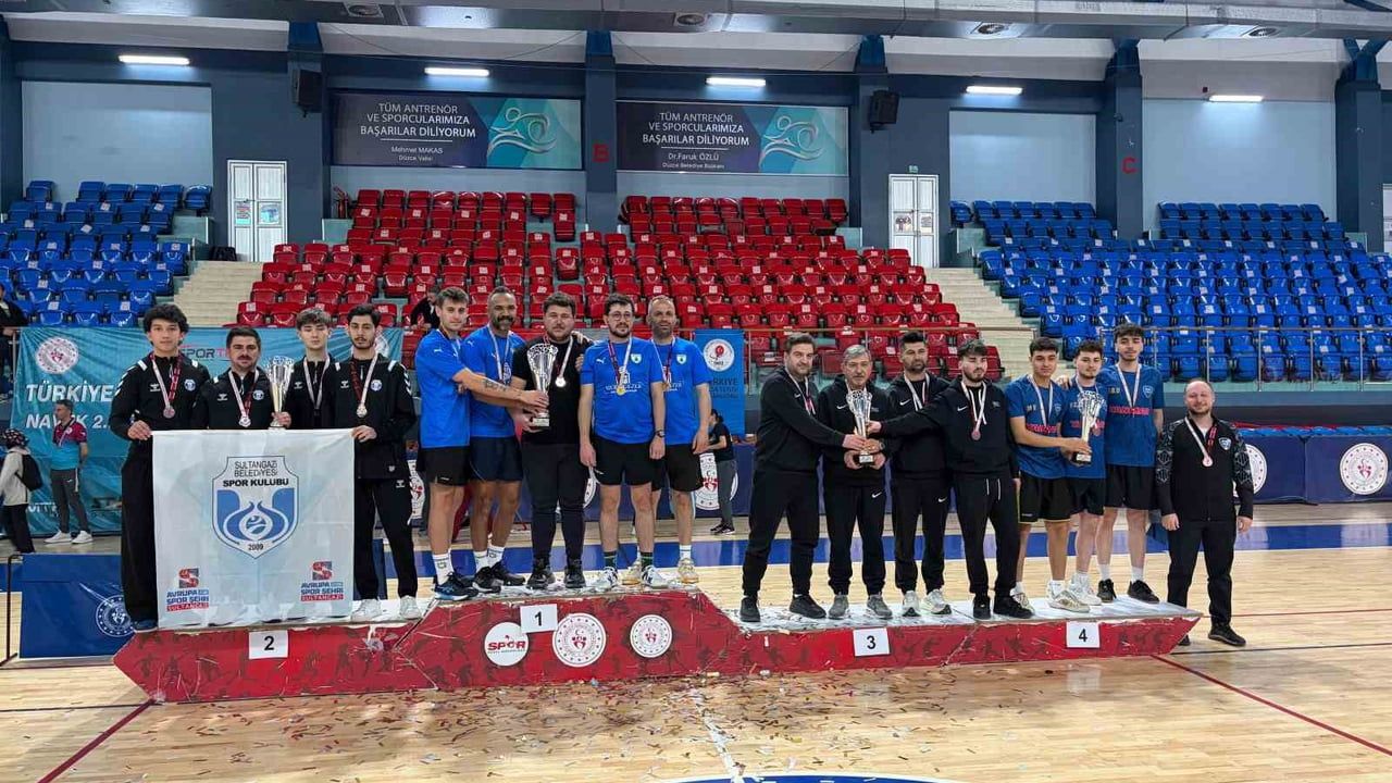 Sultangazi Belediyesi Masa Tenisi Takımı 1. Lig'e Yükseldi