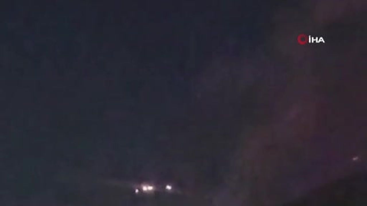 Tahran'da Gece Boyu Patlamalar: İran Basını ABD ve İsrail Saldırılarını Bildiriyor