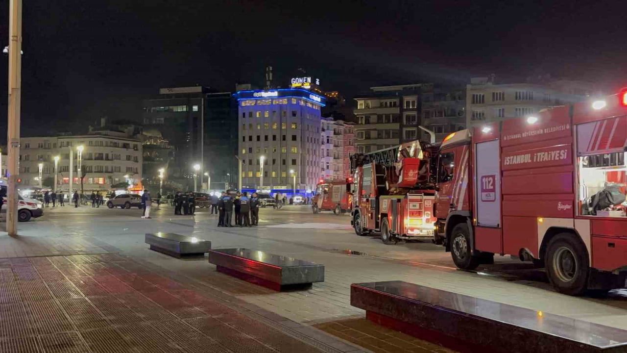 Taksim Metro İstasyonu asansöründe yangın — İtfaiye söndürdü
