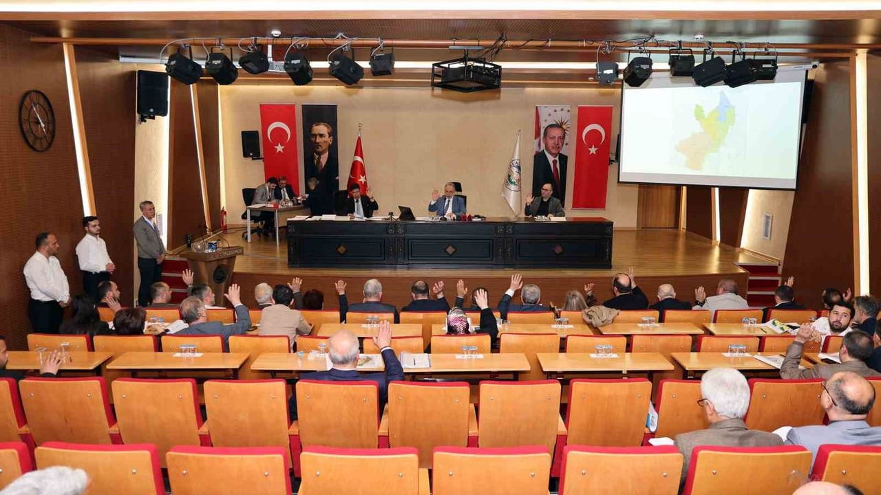 Talas Belediye Meclisi 2025 Faaliyet Raporunu Onayladı ve Komisyon Üyeliklerini Belirledi