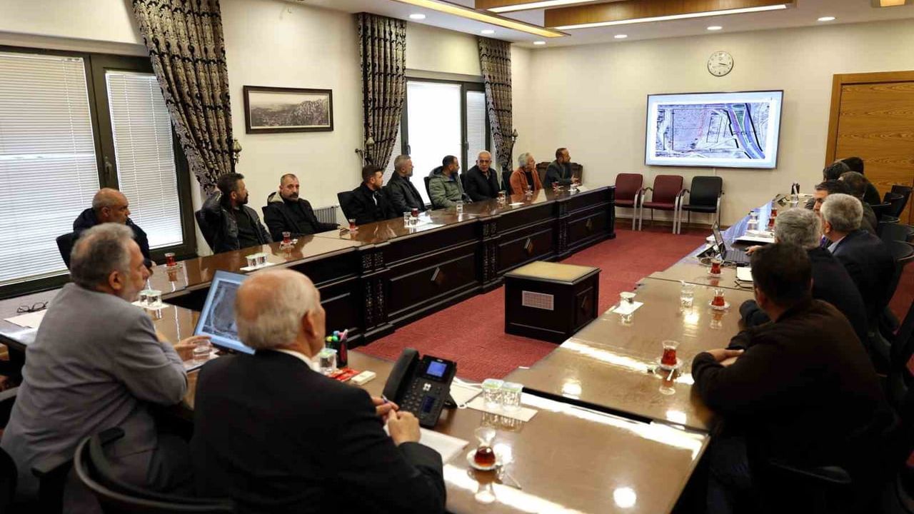 Talas’ta yeni sanayi sitesi için belediye, oda ve esnaf bir araya geldi