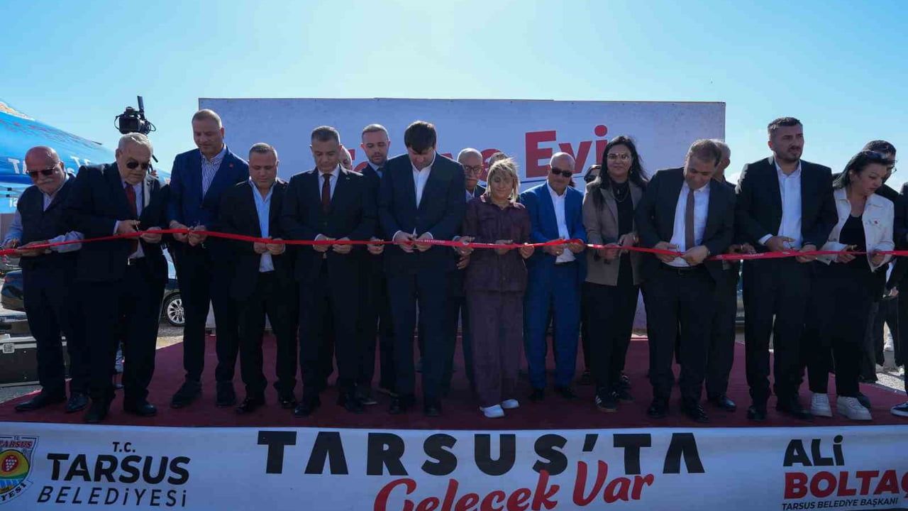 Tarsus’ta Öğretmenler Mahallesi'ne yeni taziye evi açıldı