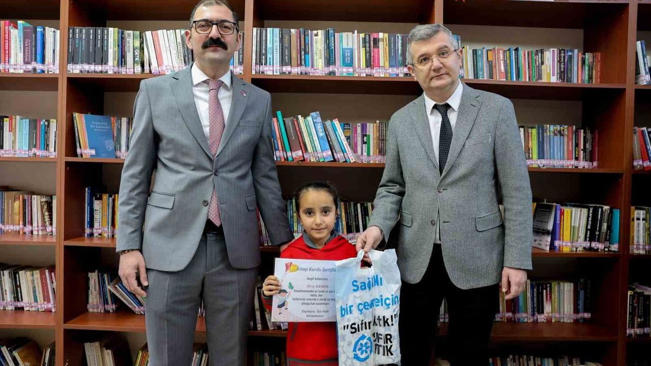 Taşköprü’de Kütüphaneler Haftası: En Çok Kitap Okuyan Öğrenciler Ödüllendirildi