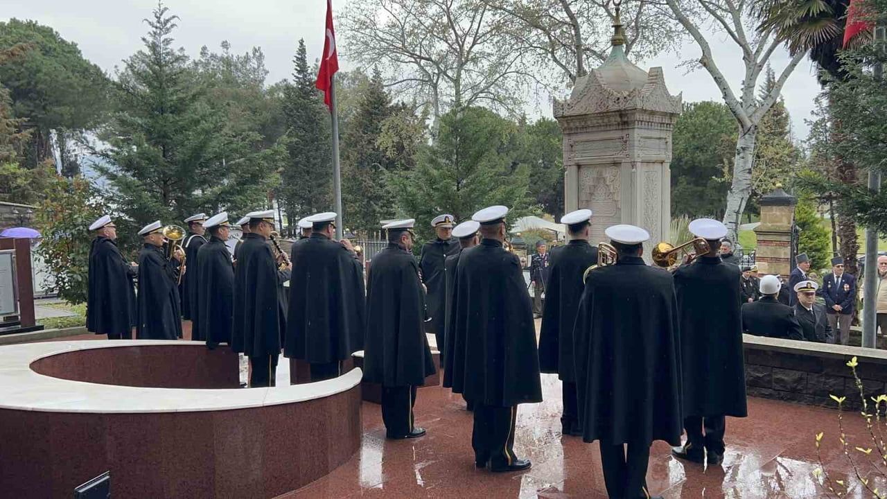 ’TCG Dumlupınar’ için anma töreni: 73 yıl önce hayatını kaybeden 81 denizci anıldı