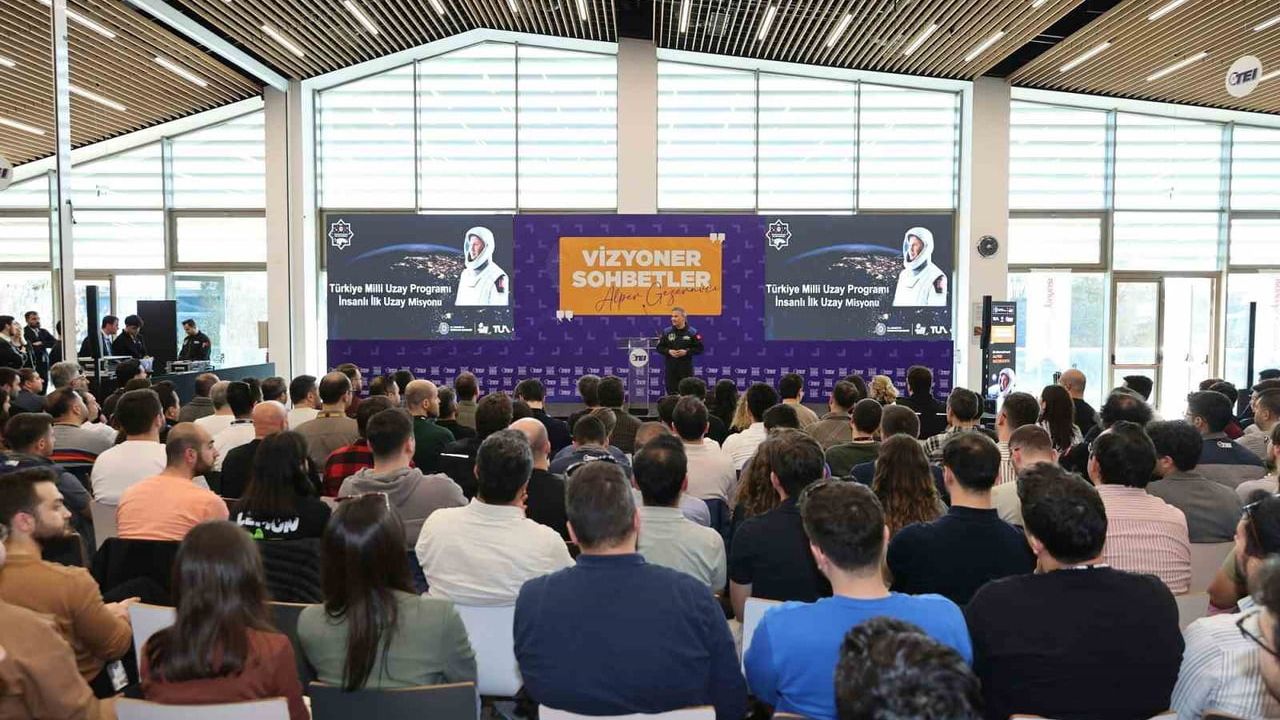 TEI Vizyoner Sohbetler’de Türkiye’nin İlk Astronotu Alper Gezeravcı’yı Ağırladı