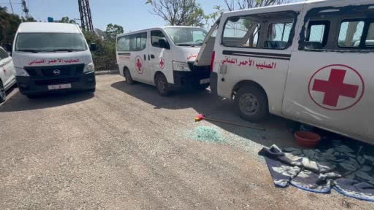 Tire'deki Kızılhaç merkezi dronla vuruldu: 1 kişi öldü, 3 ambulans kullanılamaz hale geldi