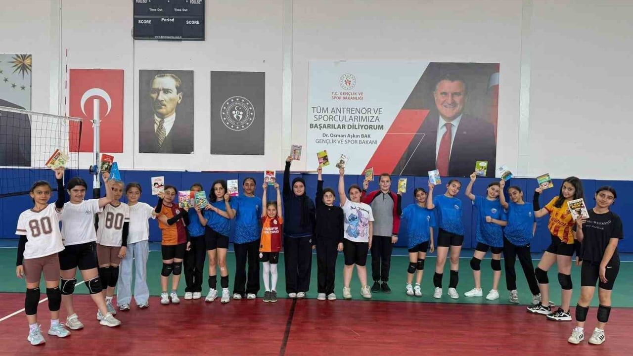 Tomarza'da 'Spor’a İlk Adım' Projesiyle Gençlere Spor ve Kitap Okuma Alışkanlığı Kazandırılıyor