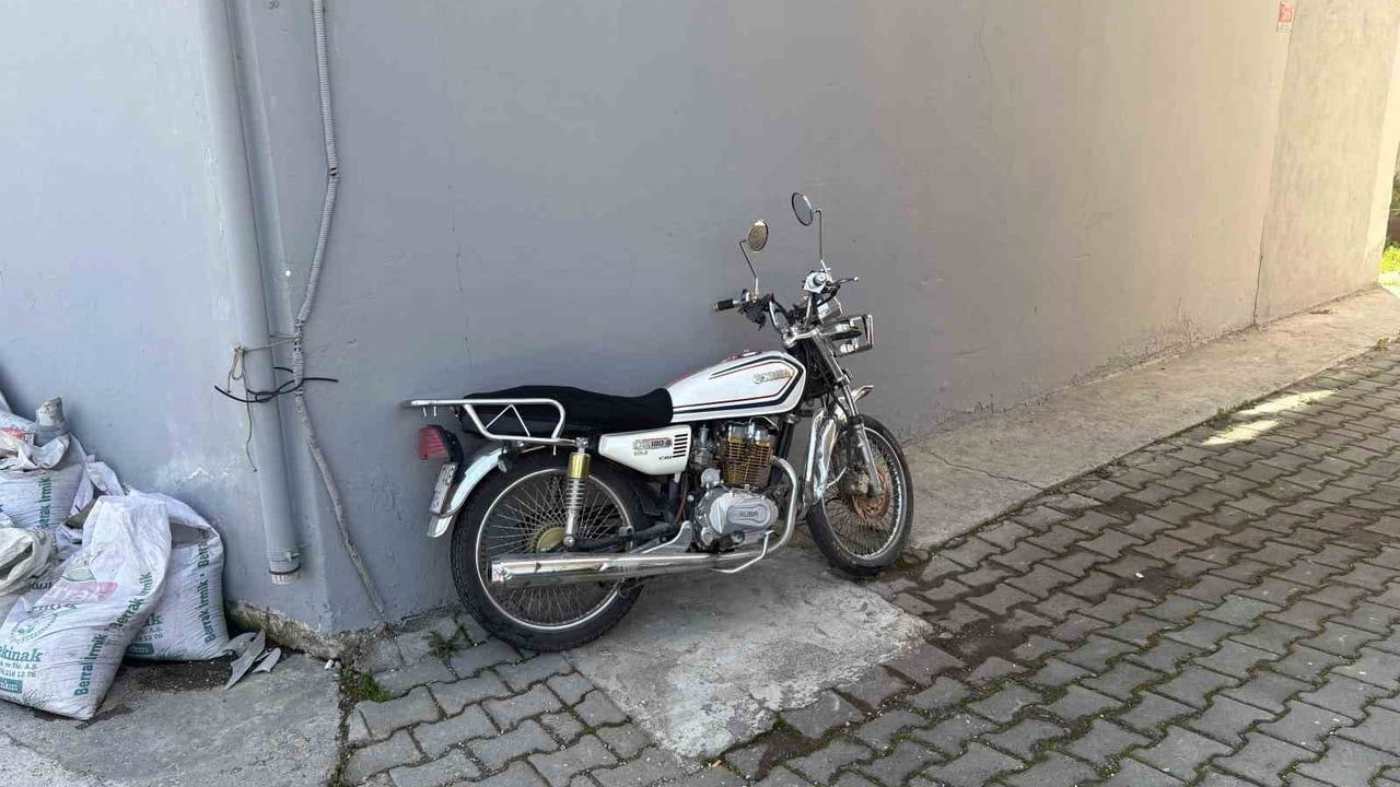 Tosya'da panelvanla çarpışan motosiklet sürücüsü yaralandı