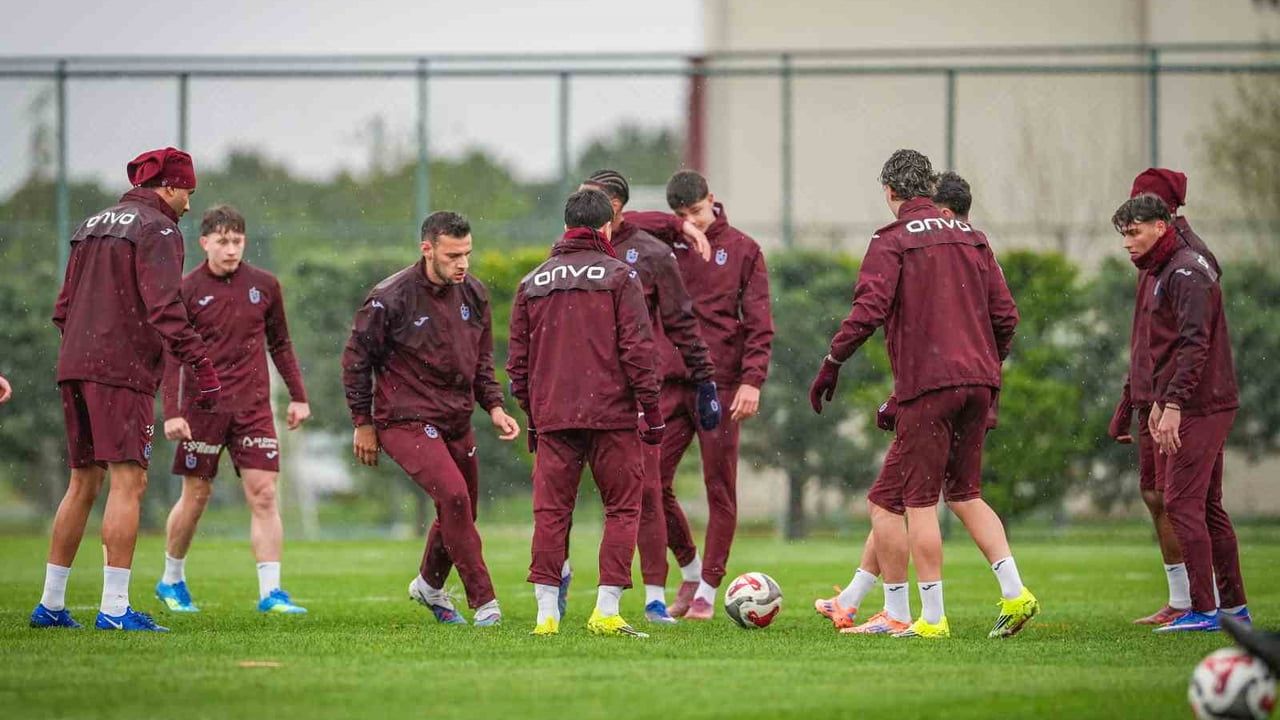 Trabzonspor, Alanyaspor Hazırlıklarını Sürdürdü: Batagov Takımla, Visca Topla Çalıştı