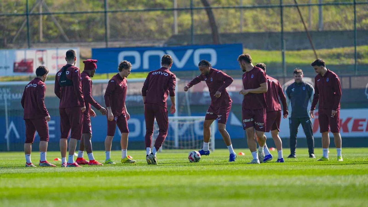 Trabzonspor'un 60 Puanının 23'ü İstanbul Takımlarından: Zirve Yarışında Kilit Performans