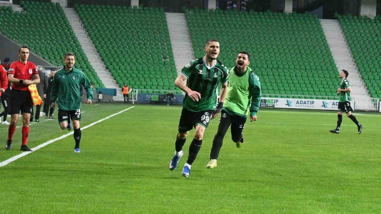 Trendyol 1. Lig: Sakaryaspor 2-2 İstanbulspor — Yeni Sakarya Atatürk’te Beraberlik