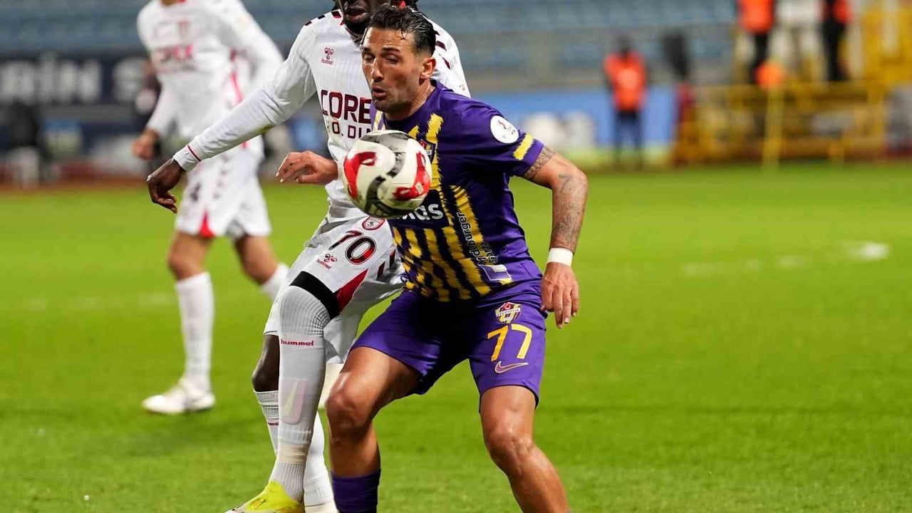 Trendyol Süper Lig: Eyüpspor 1-2 Samsunspor — Afonso Sousa son dakikada galibiyeti getirdi