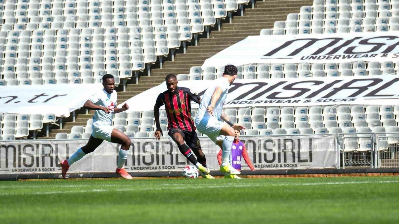 Trendyol Süper Lig: Fatih Karagümrük 1-0 Çaykur Rizespor — İlk Yarı