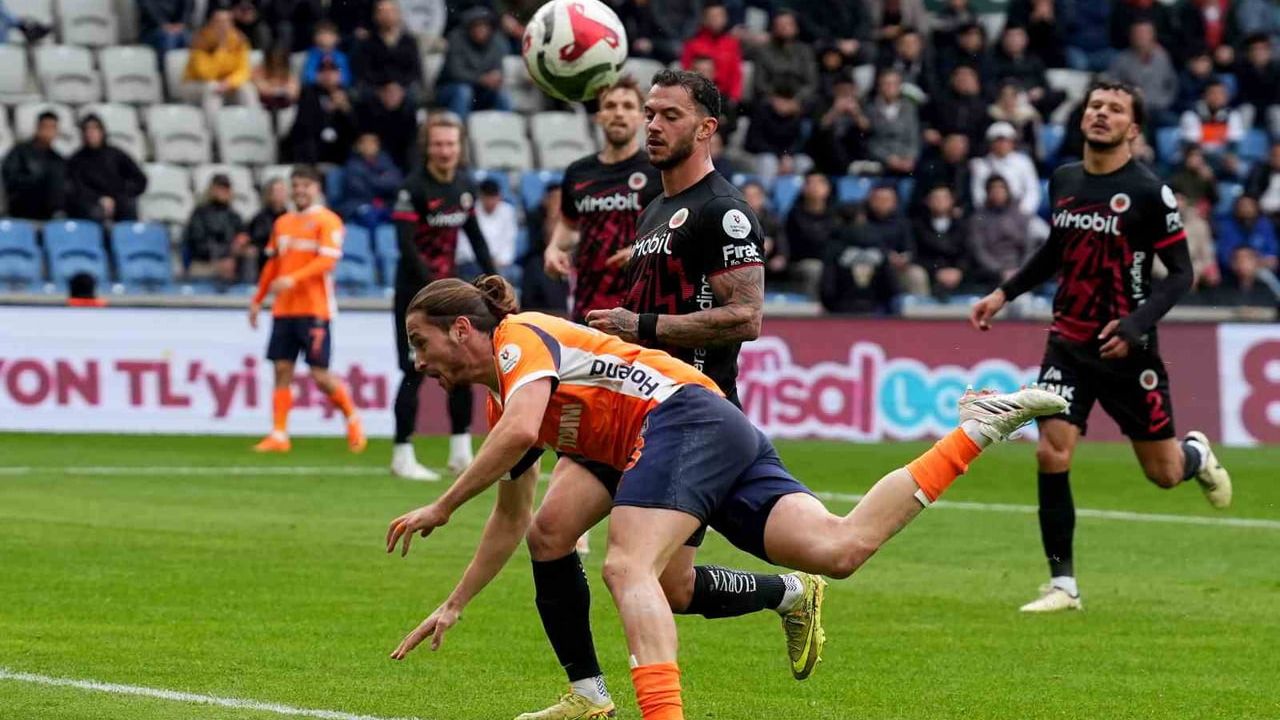 Trendyol Süper Lig: RAMS Başakşehir 3-0 Gençlerbirliği — Shomurodov iki gol, Bertuğ Yıldırım bir gol