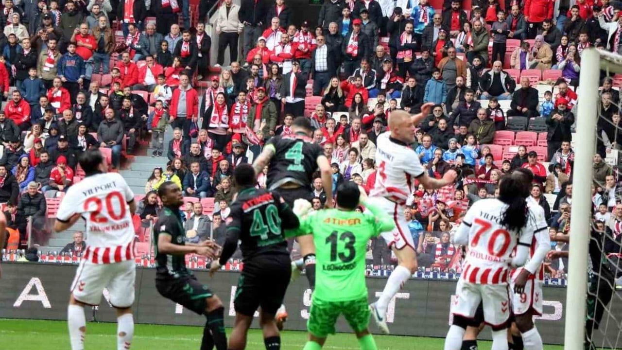 Trendyol Süper Lig: Samsunspor 1-1 Konyaspor — İlk Yarı Özeti