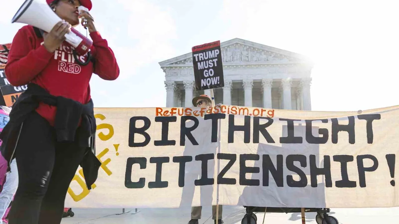 Trump, Yüküm Mahkemesi Duruşmasına Katılan Görevdeki İlk Başkan Oldu: Doğumla Vatandaşlık Kararnamesi Yüksek Mahkeme'de