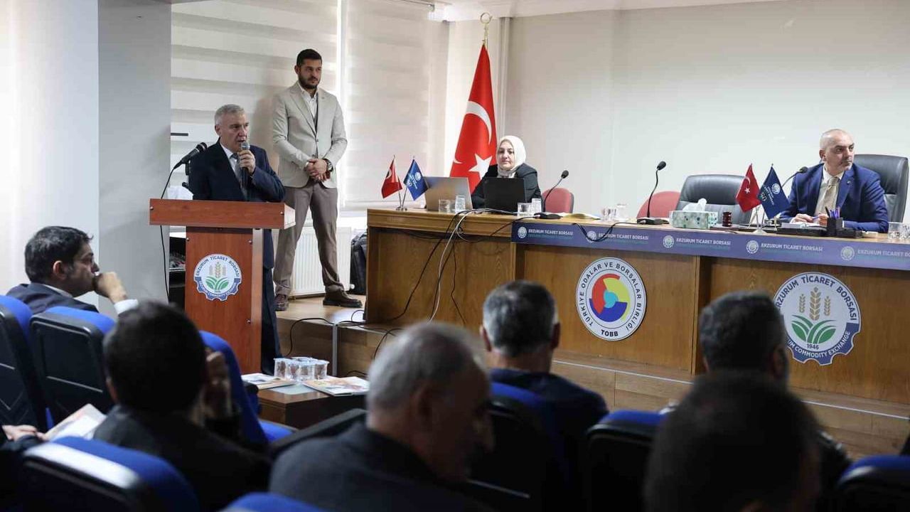 TSKGV Erzurum Bölge Temsilcisi Ahmet Avcı, ETB Meclisinde Vakfın Çalışmalarını Anlattı