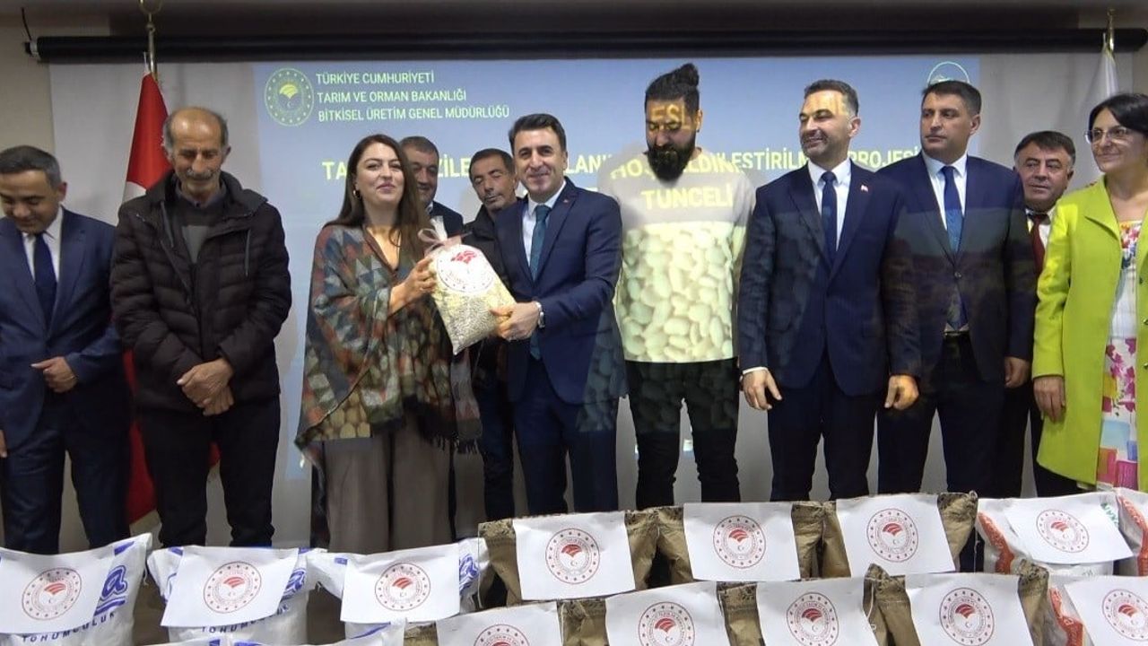 Tunceli'de atıl araziler üretime kazandırılıyor: 1.104 çiftçiye yüzde 75 hibeli tohum ve fide desteği