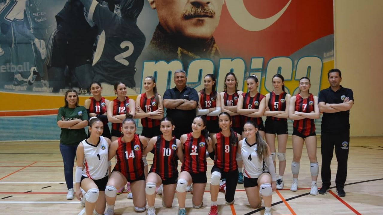 Turgutlu Belediyesi U17 Yıldız Kızlar Takımı Manisa 2’ncisi