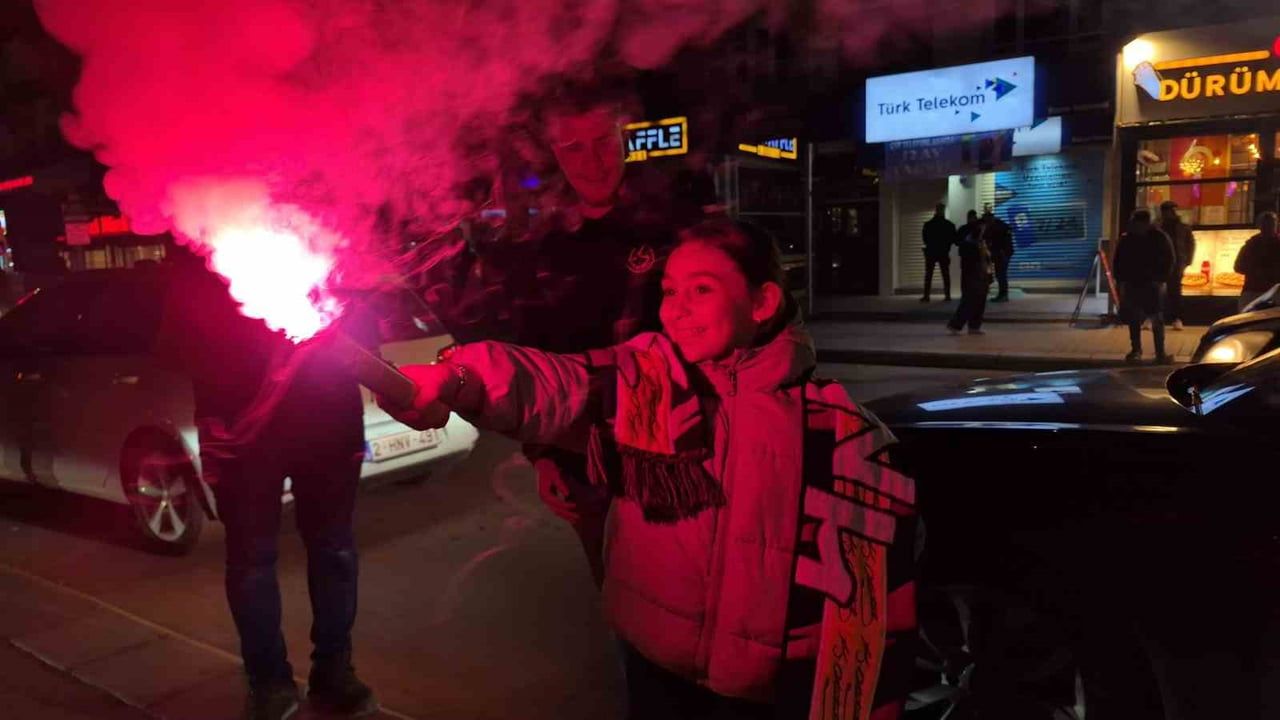 Türkiye 2026 Dünya Kupası biletini aldı; Eskişehir'de çocukların sevinci öne çıktı