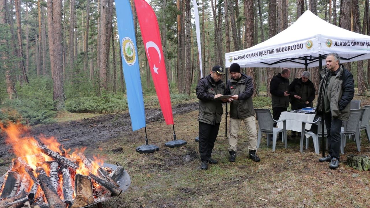 Türkiye Ormancılık Yarışmaları (TOY) Oryantiring Parkurunda Düzce ikinci oldu