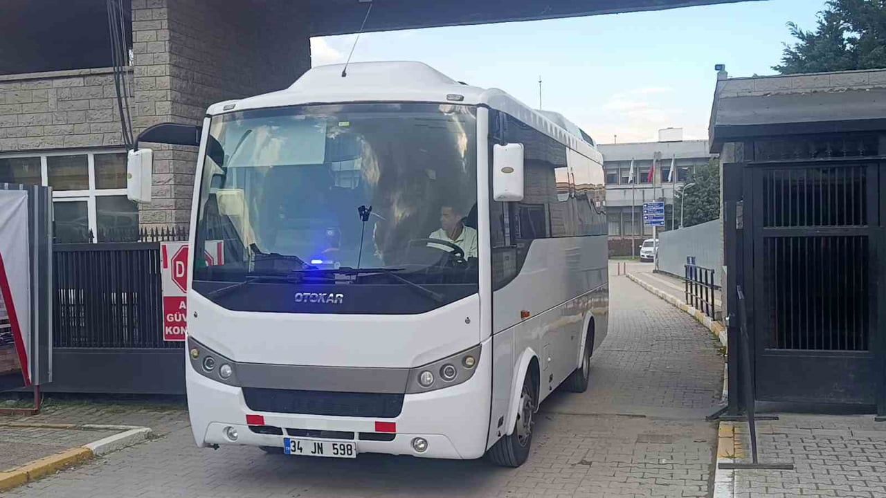 Uyuşturucu Soruşturmasında Gözaltına Alınan 11 Ünlü, Adli Tıp'ta Kan ve Saç Örnekleri Verdi