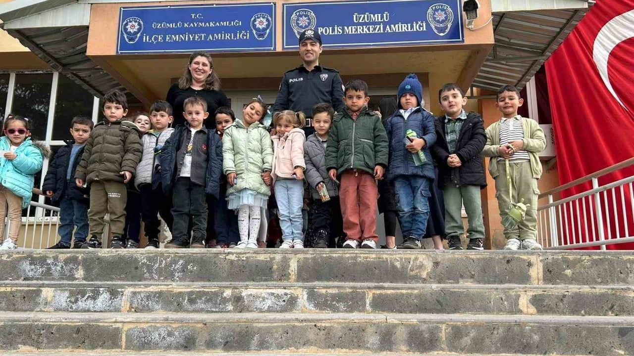 Üzümlü Anaokulu Öğrencileri 10 Nisan Polis Haftası'nda İlçe Emniyet Amirliğini Ziyaret Etti